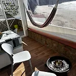 Wake Up To The Sea In Charming House In *