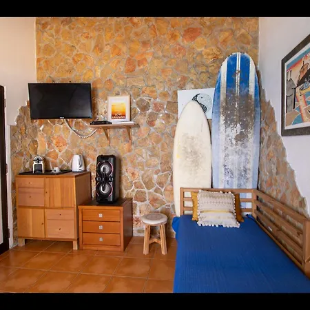 Wake Up To The Sea In Charming House In * Алжезур